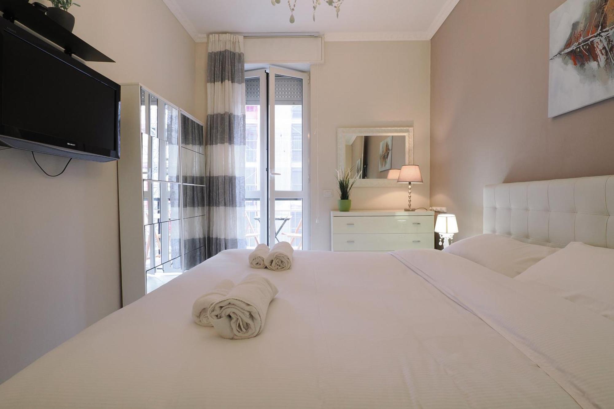 Primopiano - Zumbini B Apartment Milan Bagian luar foto