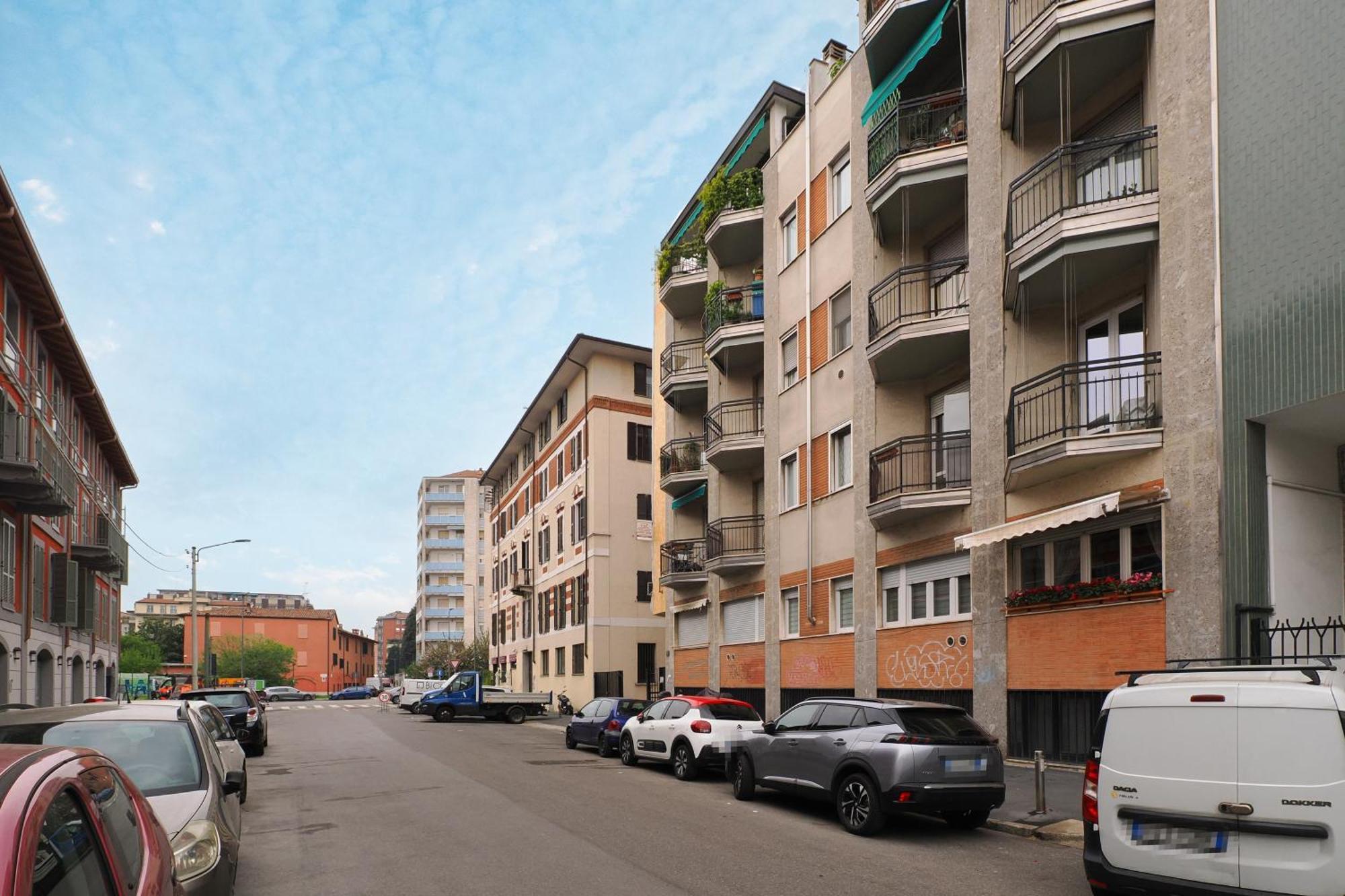 Primopiano - Zumbini B Apartment Milan Bagian luar foto
